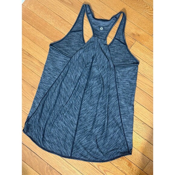 Lululemon Essential Tank 6 - Picture 5 of 6